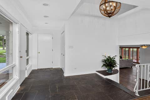 Tiny photo for 282 Stonegate Road, Clarendon Hills, IL 60514 (MLS # 12723413)