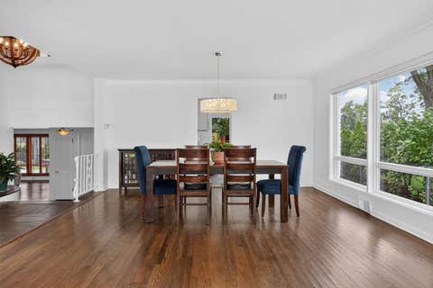 Tiny photo for 282 Stonegate Road, Clarendon Hills, IL 60514 (MLS # 12723413)