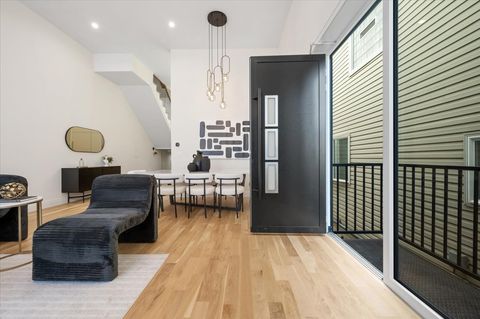 Tiny photo for 529 N Hartland Court, Chicago, IL 60622 (MLS # 12547771)