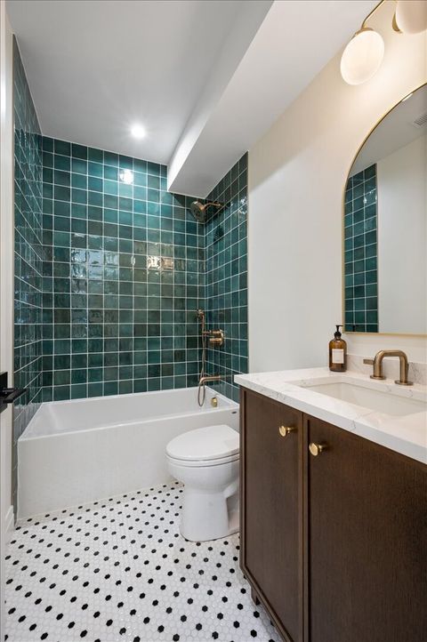 Tiny photo for 529 N Hartland Court, Chicago, IL 60622 (MLS # 12547771)