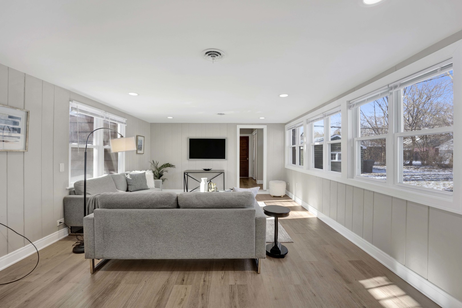 2011 Cleveland Street