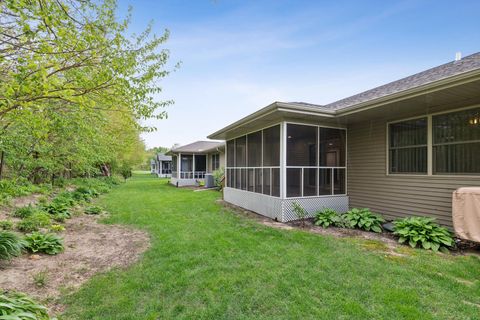 Tiny photo for 322 E River Court, Camanche, IA 52730 (MLS # 12635940)