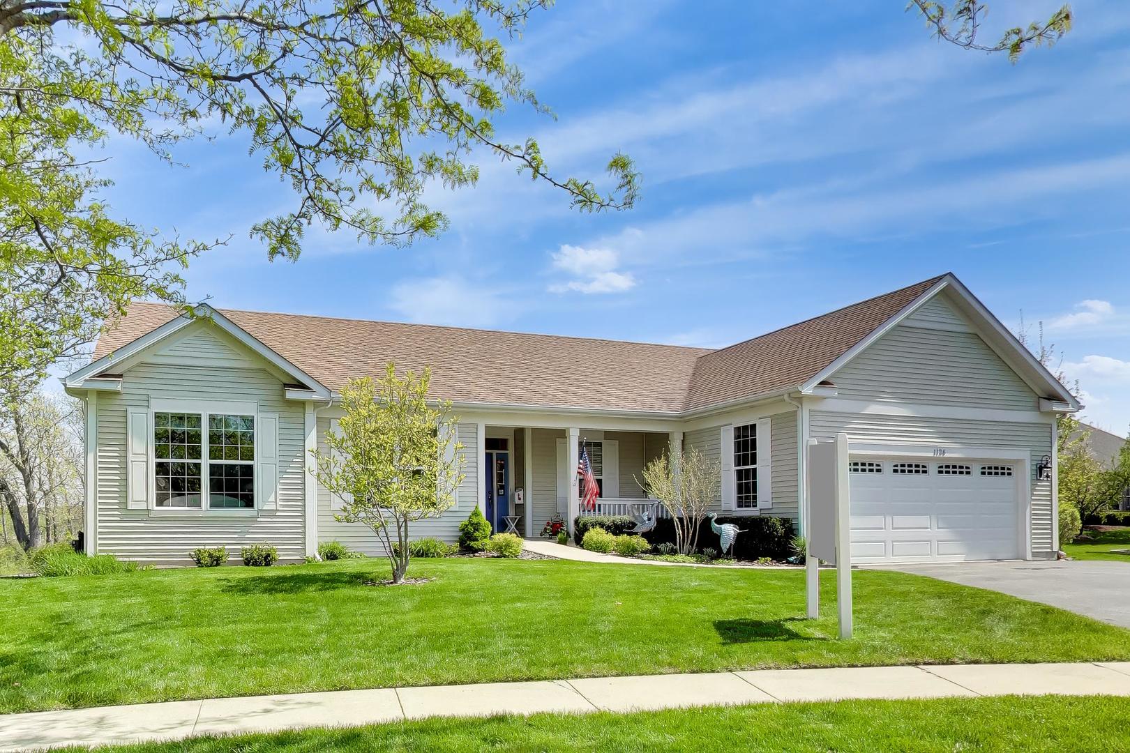 1126 Oak Point Court