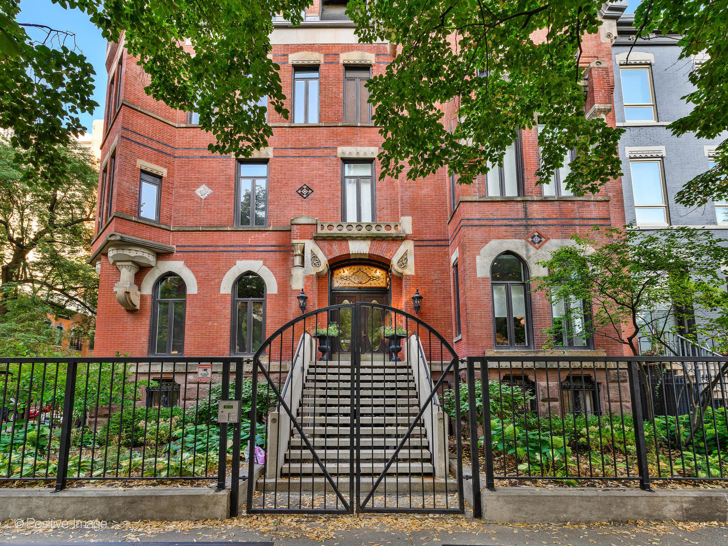 839 N Dearborn Street F