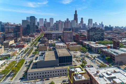 Tiny photo for 116 N Willard Court #PH01, Chicago, IL 60607 (MLS # 12589325)