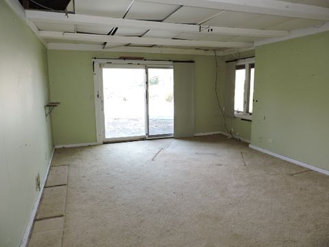 Tiny photo for 27763 W Lakeview Drive N, Lake Barrington, IL 60084 (MLS # 12491862)