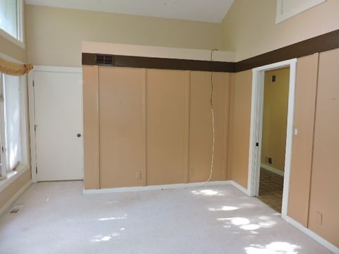 Tiny photo for 27763 W Lakeview Drive N, Lake Barrington, IL 60084 (MLS # 12491862)