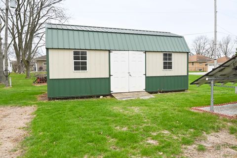 Tiny photo for 401 E Main Street, Royal, IL 61871 (MLS # 12605069)