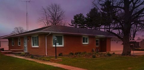 Tiny photo for 401 E Main Street, Royal, IL 61871 (MLS # 12605069)