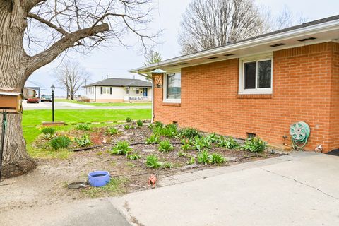 Tiny photo for 401 E Main Street, Royal, IL 61871 (MLS # 12605069)