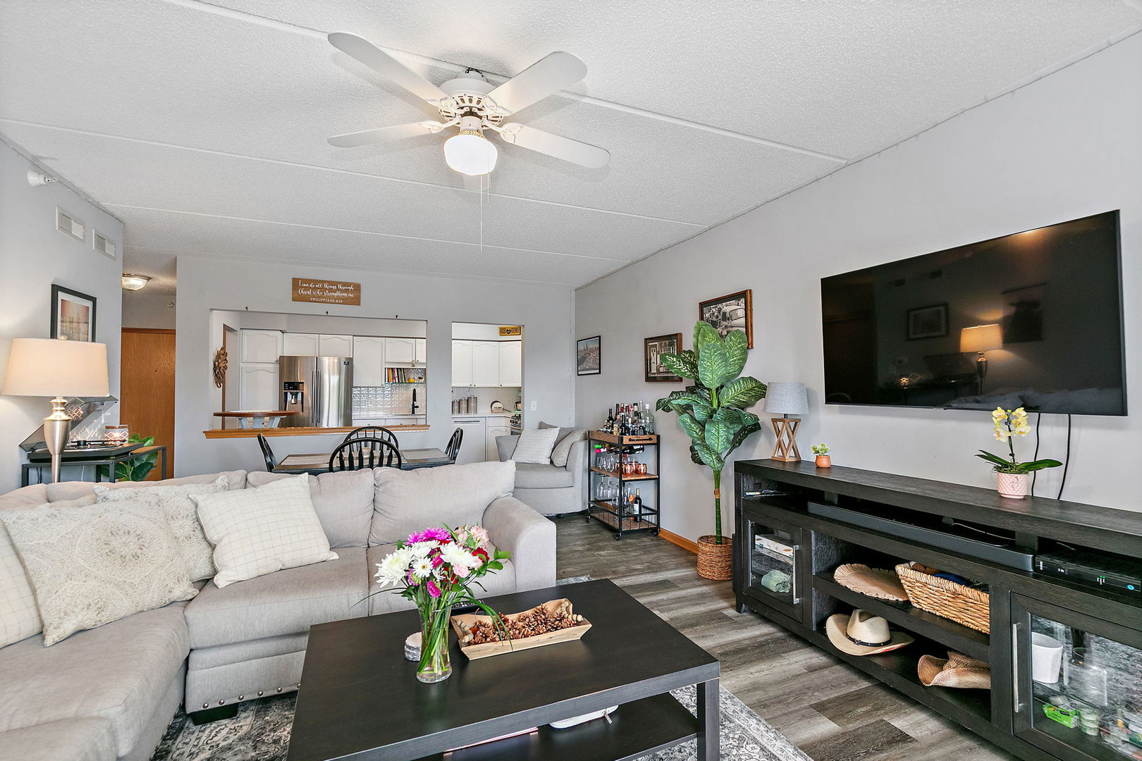 455 W Front Street 201