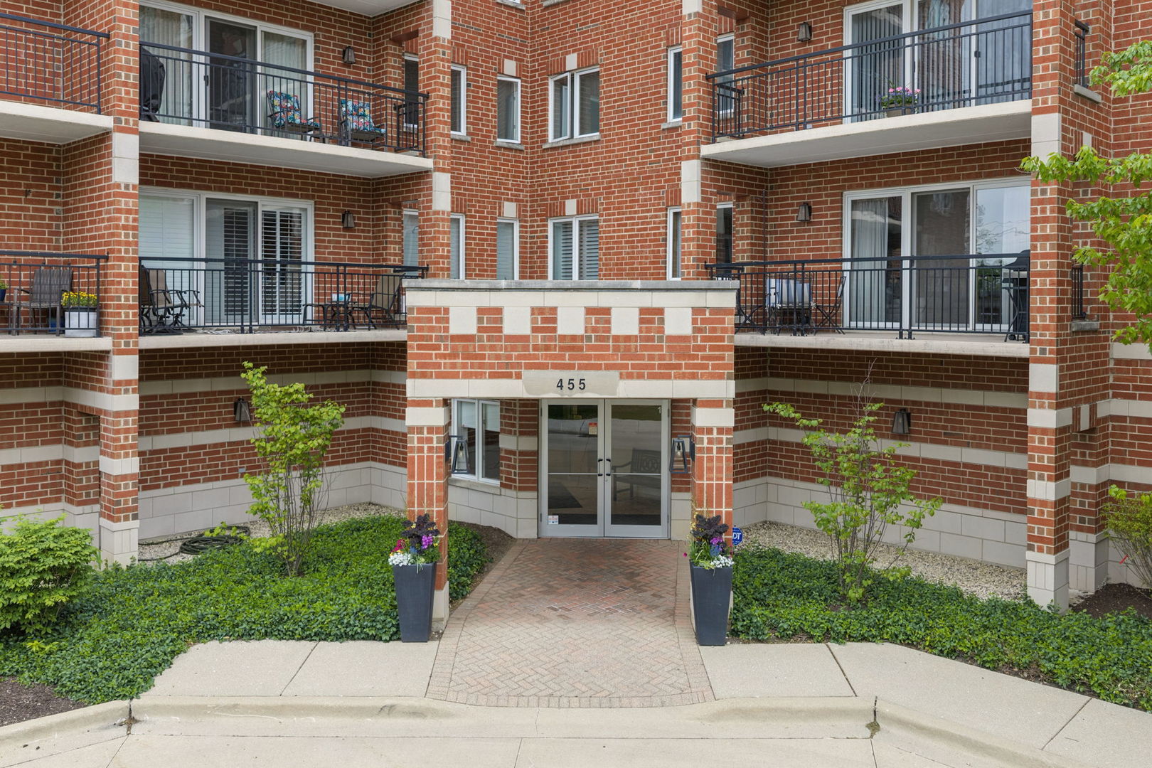 455 W Front Street 201