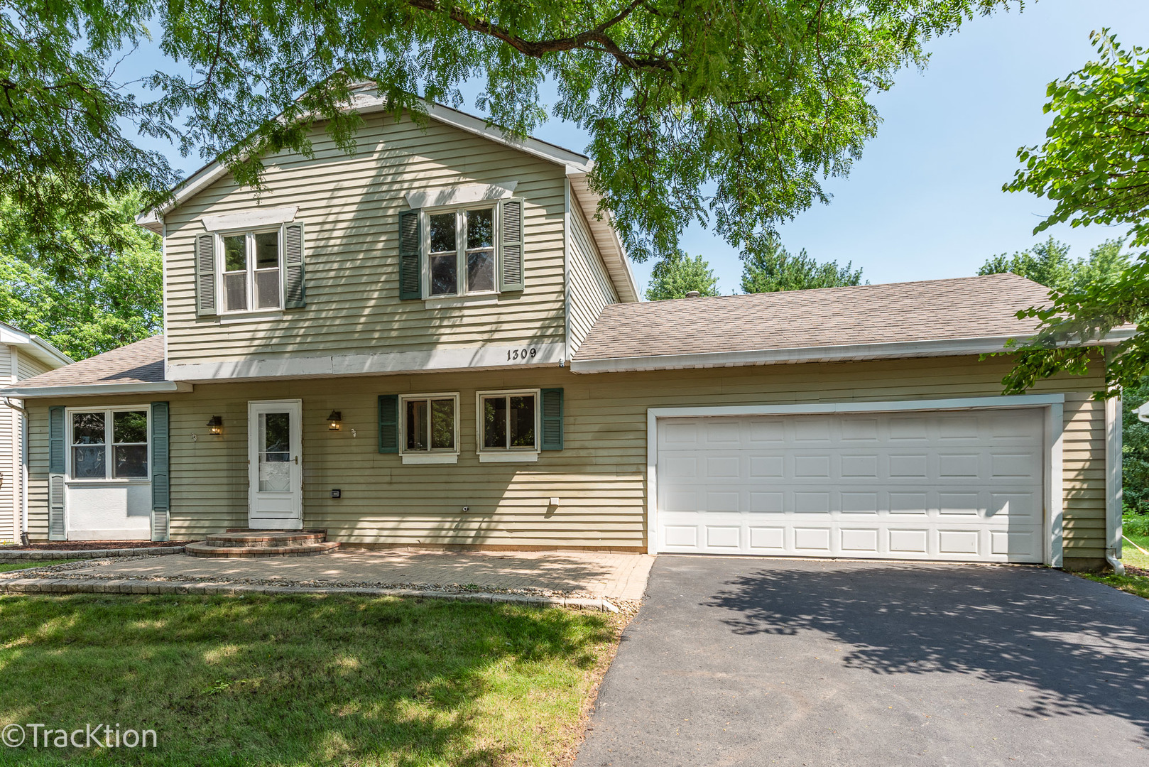 1309 Monmouth Avenue