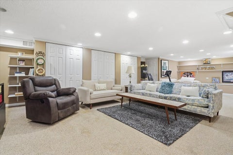 Tiny photo for 895 Garfield Avenue, Libertyville, IL 60048 (MLS # 12784034)