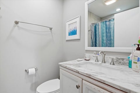 Tiny photo for 895 Garfield Avenue, Libertyville, IL 60048 (MLS # 12784034)