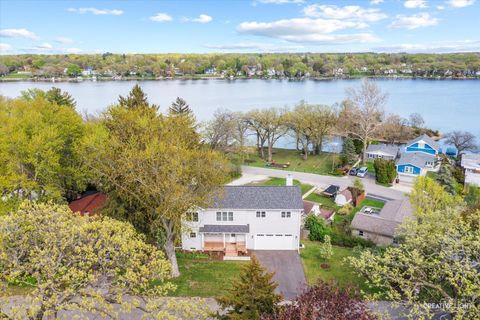 4520 W Shore Drive Wonder Lake IL 60097