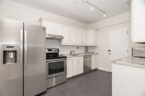 Tiny photo for 5048 N Marine Drive #F3, Chicago, IL 60640 (MLS # 12597586)