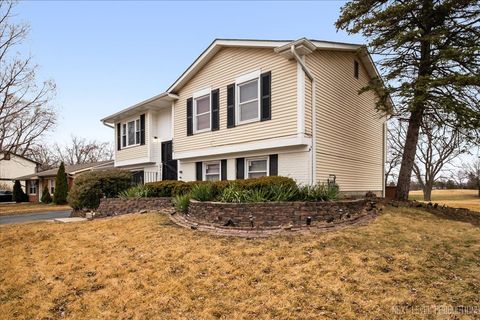 Tiny photo for 5628 Crestwood Road, Matteson, IL 60443 (MLS # 12574155)