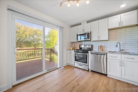 Tiny photo for 5628 Crestwood Road, Matteson, IL 60443 (MLS # 12574155)