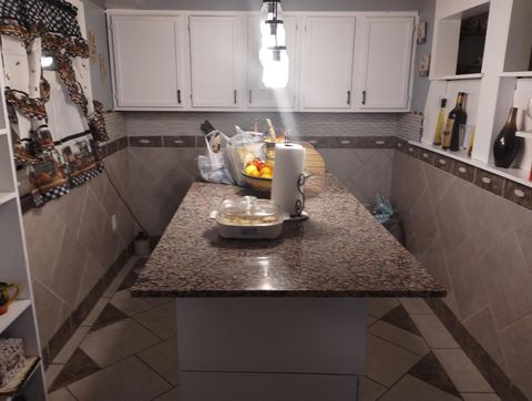 Tiny photo for 600 S Skyline, Carbondale, IL 62901 (MLS # EB302998)