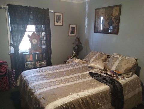 Tiny photo for 600 S Skyline, Carbondale, IL 62901 (MLS # EB302998)