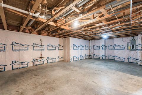 Tiny photo for 639 Stonegate Drive, Sycamore, IL 60178 (MLS # 12527879)