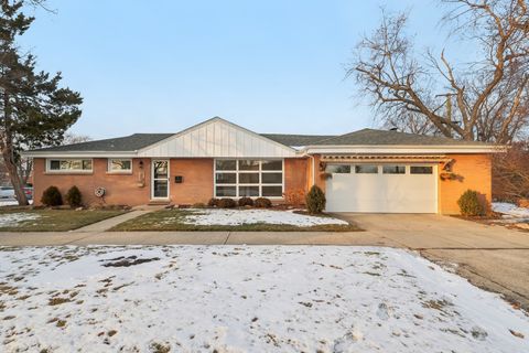 6803 N KEELER Avenue Lincolnwood IL 60712