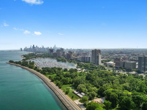 Tiny photo for 3530 N Lake Shore Drive #12B, Chicago, IL 60657 (MLS # 12373631)