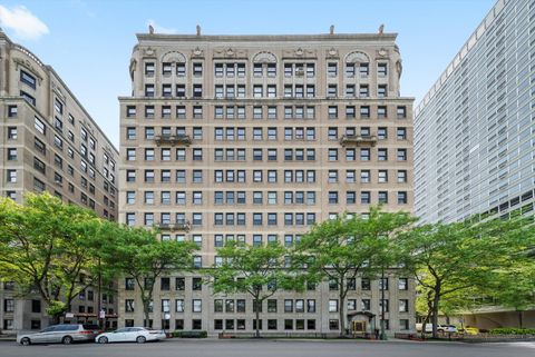 Photo of 3530 N Lake Shore Drive #12B, Chicago, IL 60657 (MLS # 12373631)