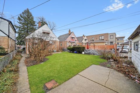 Tiny photo for 1822 N 23rd Avenue, Melrose Park, IL 60160 (MLS # 12542530)