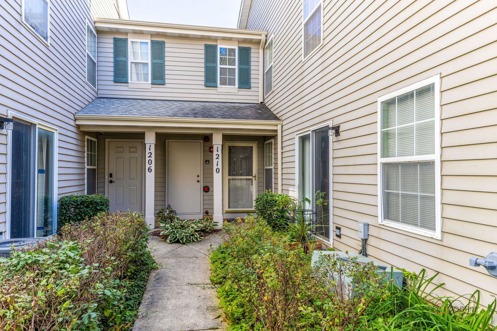 1210 Orleans Drive