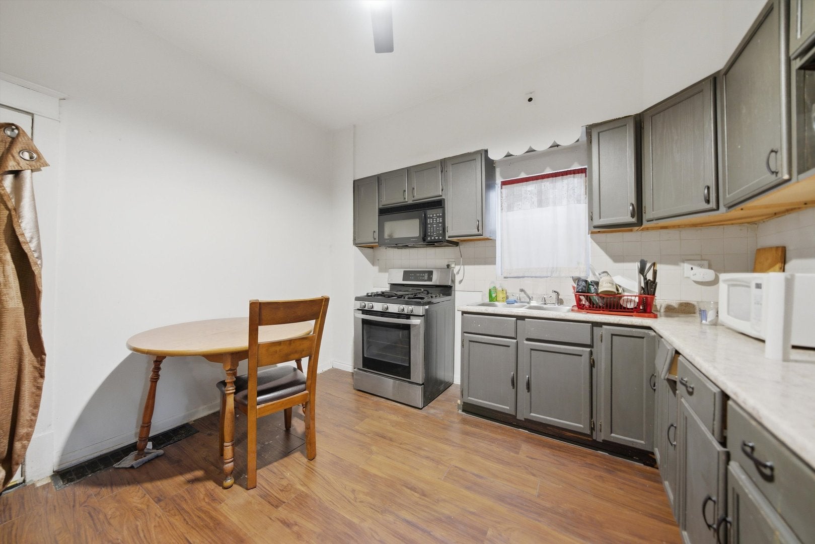 1846 W 23rd Street