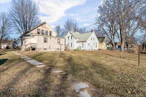 Tiny photo for 1527 W 6th St Street, Davenport, IA 52802 (MLS # 100000370)