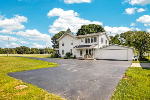 Tiny photo for 9690 N 2ND Street, Roscoe, IL 61073 (MLS # 12684774)