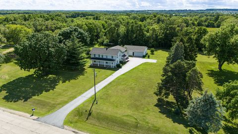 Photo of 9690 N 2ND Street, Roscoe, IL 61073 (MLS # 12684774)