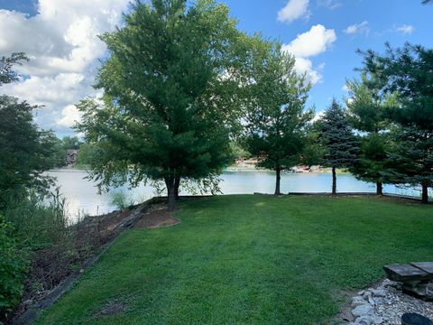 Tiny photo for 423 Mallard Point, Danville, IL 61832 (MLS # 12378999)