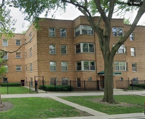 4921 N Wolcott Avenue 2B Chicago IL 60640