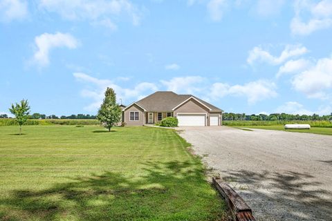 Tiny photo for 22954 McGuire Road, Wilmington, IL 60481 (MLS # 12573085)