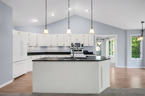 Tiny photo for 1128 BRISTLECONE Court #1128, Darien, IL 60561 (MLS # 12621518)