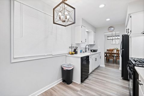 Tiny photo for 325 W Central Avenue, Lombard, IL 60148 (MLS # 12512008)