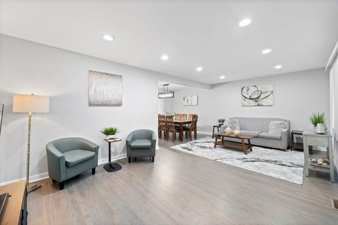 Tiny photo for 325 W Central Avenue, Lombard, IL 60148 (MLS # 12512008)