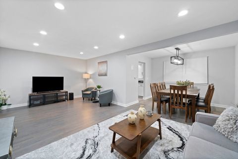 Tiny photo for 325 W Central Avenue, Lombard, IL 60148 (MLS # 12512008)