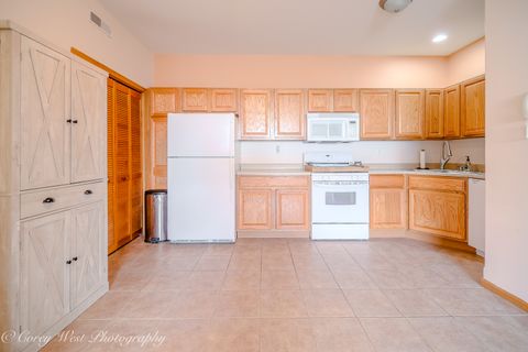 Tiny photo for 575 N Strack Street #103, Cortland, IL 60112 (MLS # 12650192)