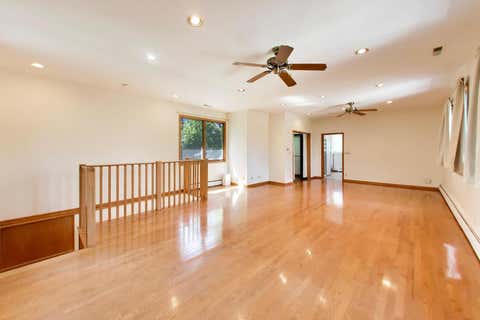 Tiny photo for 4049 Grandview Avenue, Gurnee, IL 60031 (MLS # 12724627)