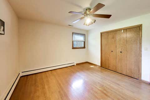 Tiny photo for 4049 Grandview Avenue, Gurnee, IL 60031 (MLS # 12724627)