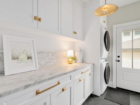 Tiny photo for 5425 Central Avenue, Western Springs, IL 60558 (MLS # 12556438)