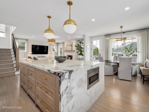 Tiny photo for 5425 Central Avenue, Western Springs, IL 60558 (MLS # 12556438)