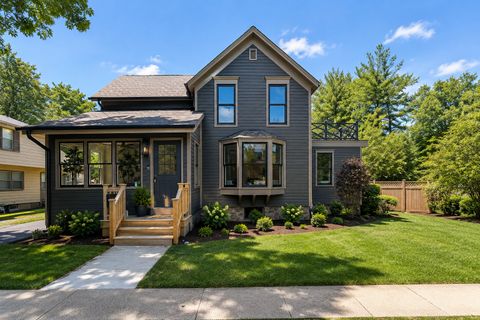 Photo of 208 Dundee Avenue, Barrington, IL 60010 (MLS # 12687117)