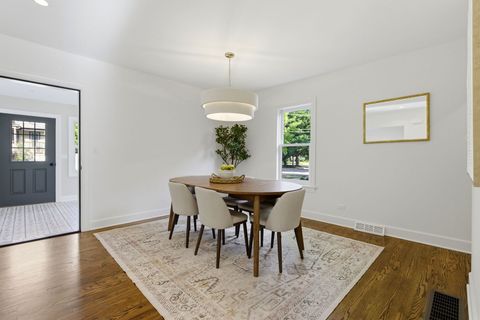 Tiny photo for 208 Dundee Avenue, Barrington, IL 60010 (MLS # 12687117)
