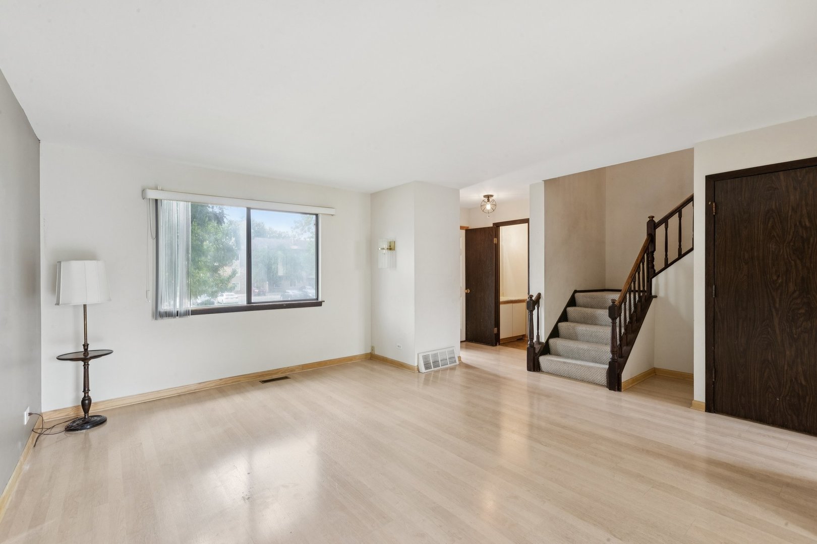 1702 Lakeview Drive